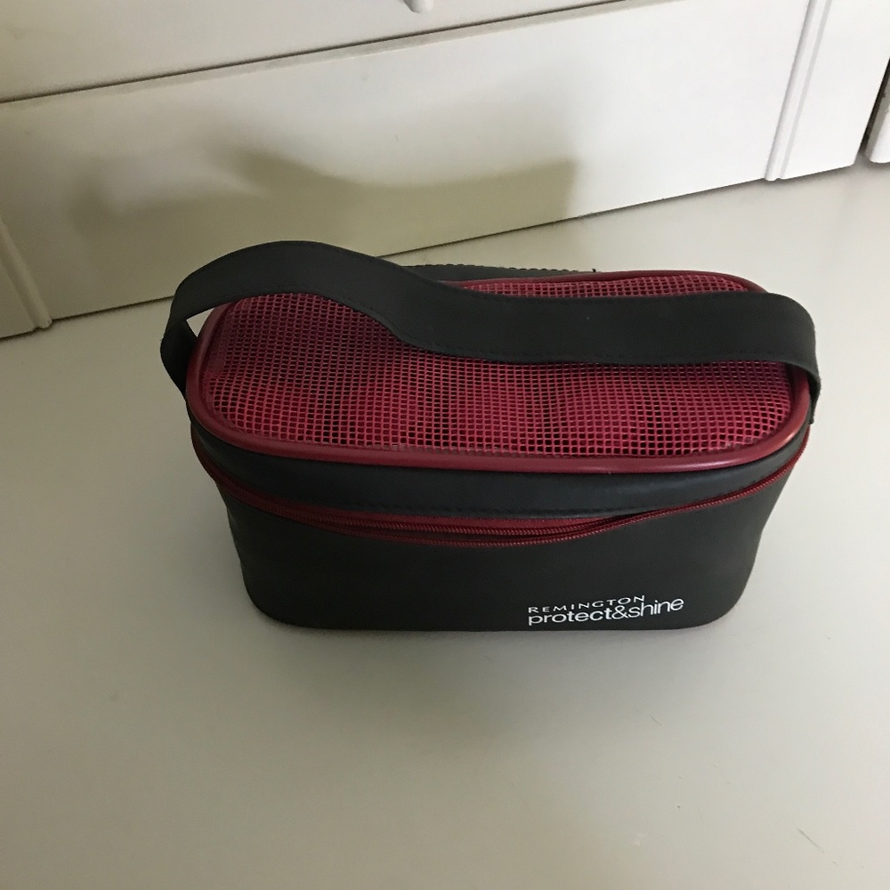Remington hot rollers in travel pouch